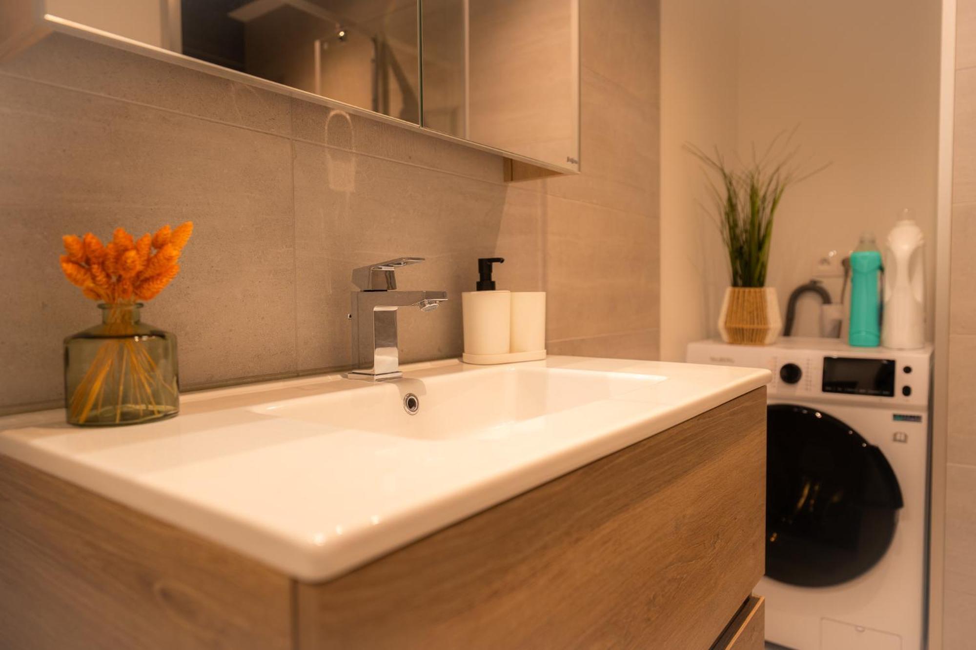 Appartement Cosy Pres De Tout ! Mons Ngoại thất bức ảnh